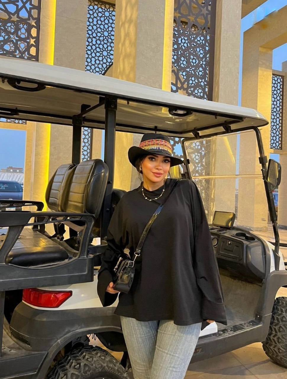 بلوزة أوفر سايز قطن بكم قلاب